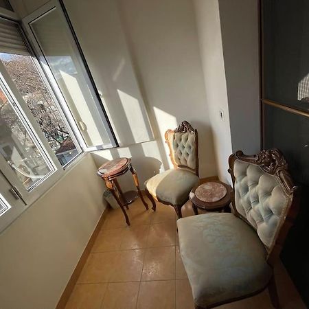 Sun Apartment In The Heart Of Tirana Exteriör bild